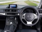 Lexus CT200h 2010 года (UK)